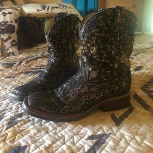 Western cowgirl ferrini boots
